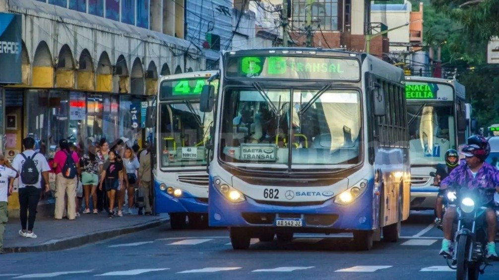 UTA frente al paro general: interna sindical, pérdida de representación y su peso real en el transporte